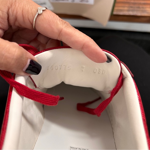 NEW AUTHENTIC GUCCI GG Crystal Canvas Sneaker (Gucci size 7, US W10/M8) - Picture 9 of 15